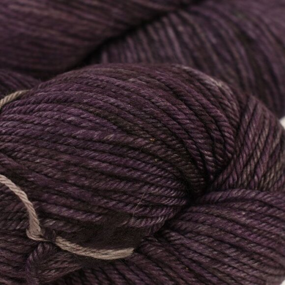 MadelineTosh 2 Skeins DK Twist Merino Wool Yarn 250 Yards Color Penumbra - Picture 2 of 4